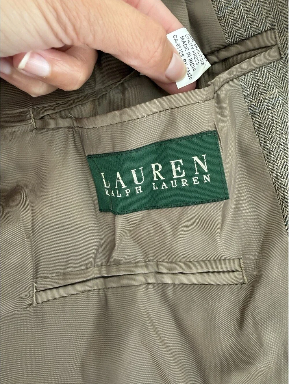 Lauren Ralph Lauren Men’s Taupe Herringbone Sport Coat Size 46S Silk Wool Luxury